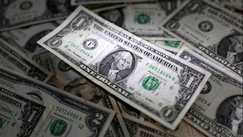 إعلي مستوي للأخضر.. المخاوف حيال النمو العالمي تدعم الدولار 
