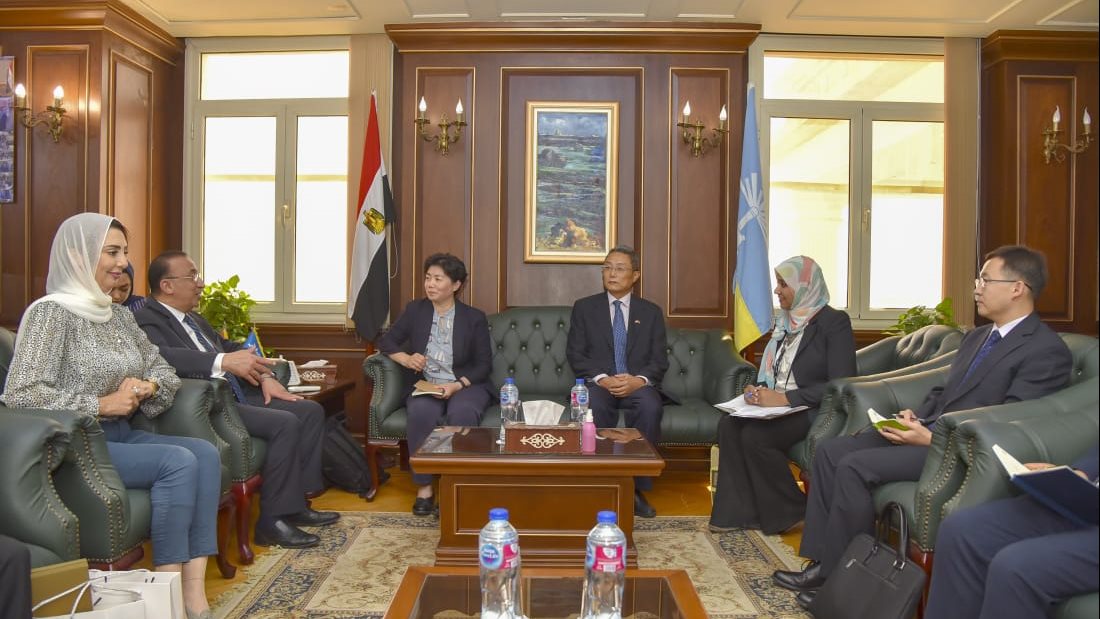 محافظ الاسكندرية يبحث تعزيز التعاون مع وفد مقاطعة شاندونج 