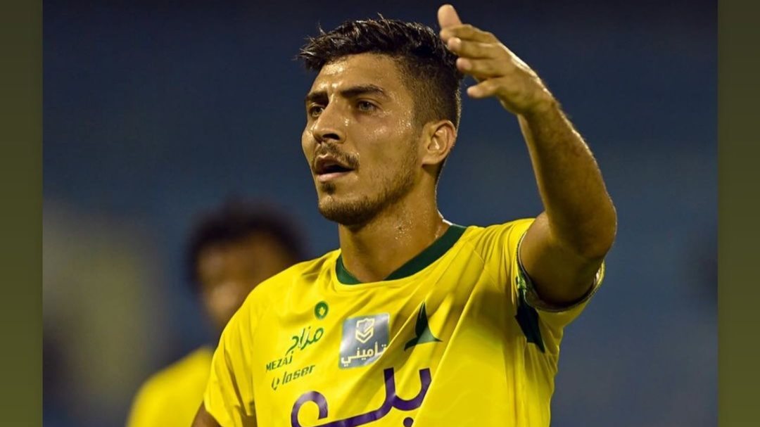 محمد شريف لاعب الخليج السعودي