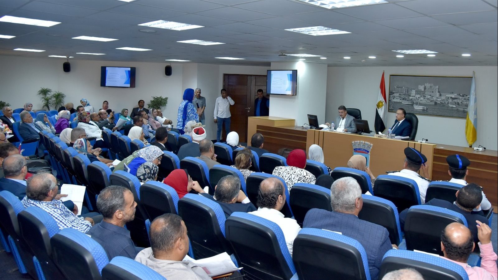 اجتماع بمحافظة الإسكندرية 