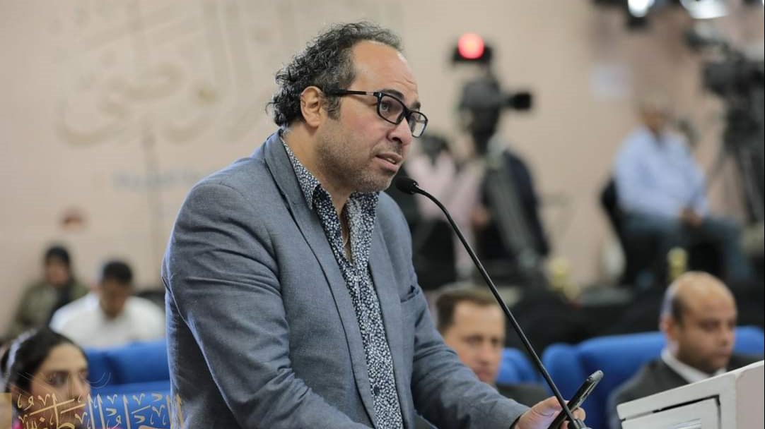  الدكتور عمرو قابيل