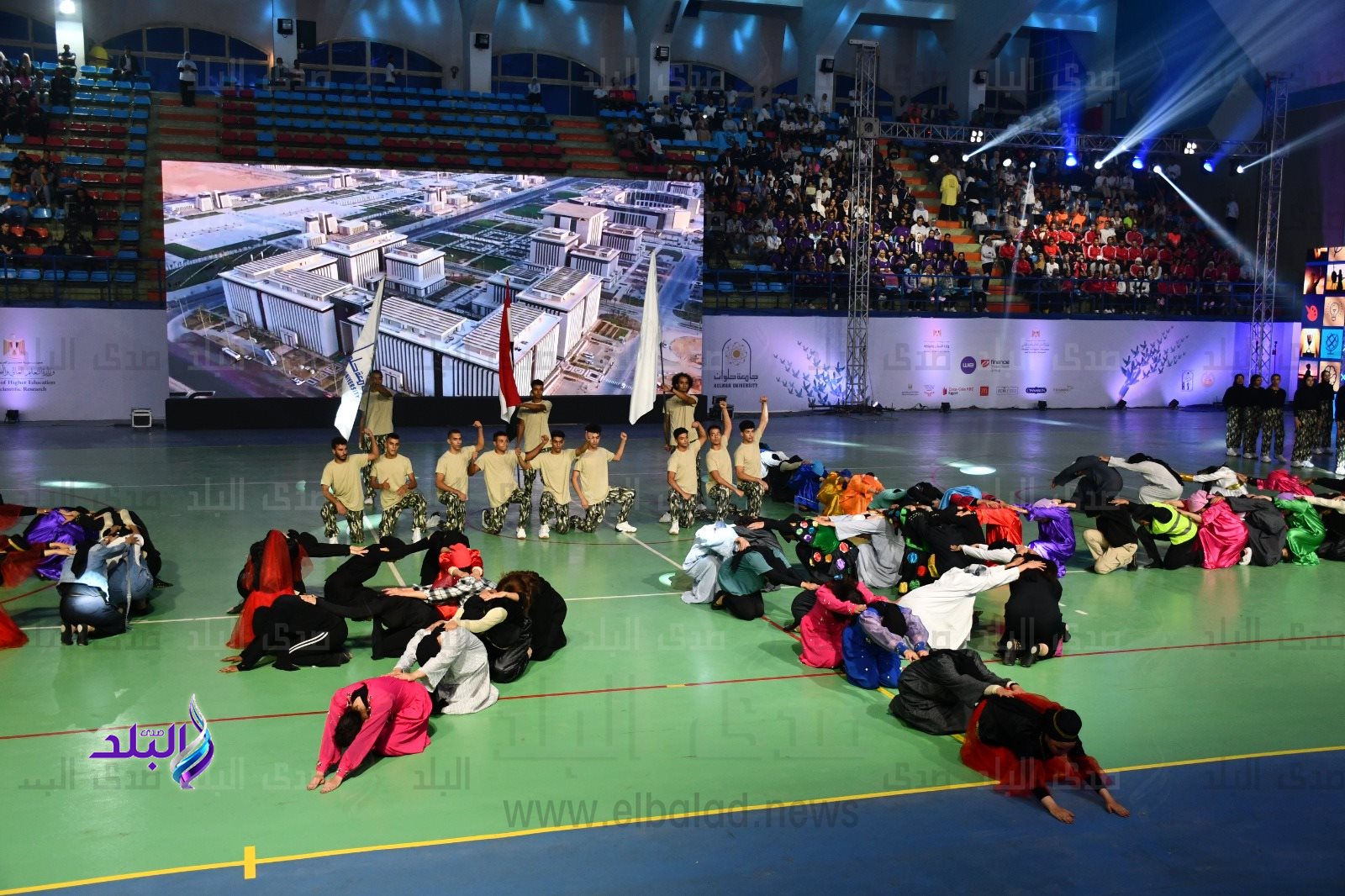 عروض مبهرة خلال حفل افتتاح أسبوع شباب الجامعات بجامعة حلوان