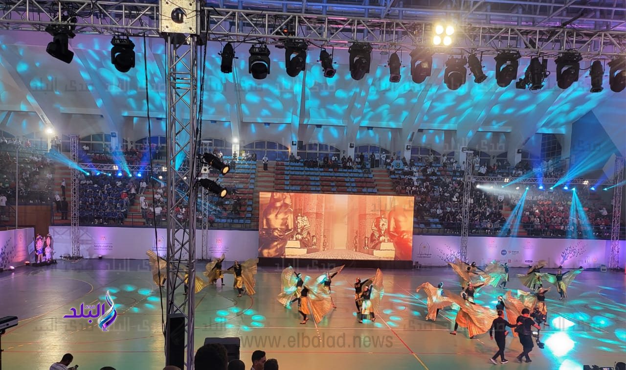 عروض مبهرة خلال حفل افتتاح أسبوع شباب الجامعات بجامعة حلوان