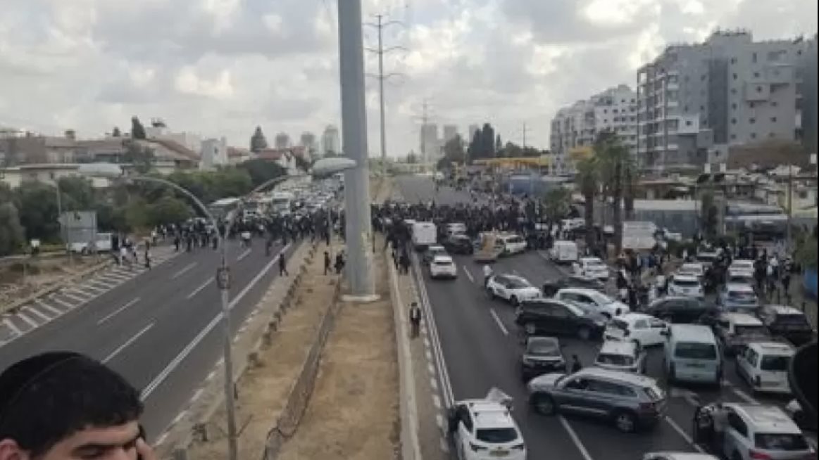 صدامات واغلاق شوارع بين الحريديم والشرطة في القدس