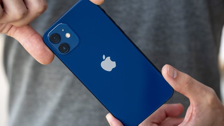 بعد إطلاق iPhone 15..خصم مغري على iPhone 12 بسعر 9000 جنيه ف