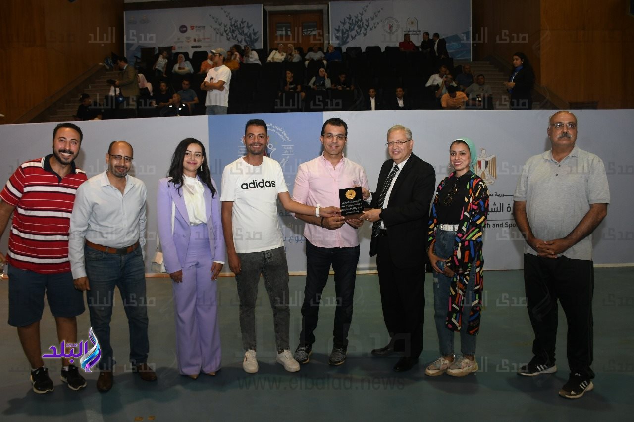 ميداليات ذهبية وبرونزية لطلاب جامعة عين شمس10