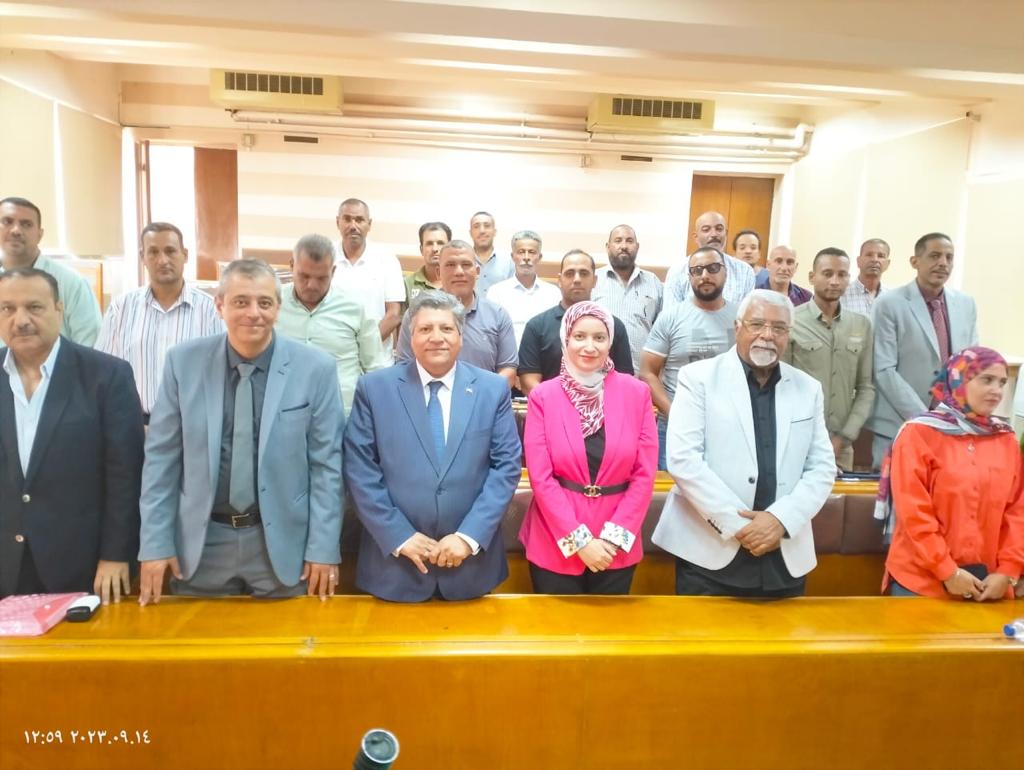 خريجي الدورات التدريبية بمركز سقارة 