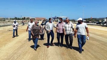 نائب محافظ بورسعيد يتفقد بدء أعمال إنشاء مجمع الصناعات المغذ