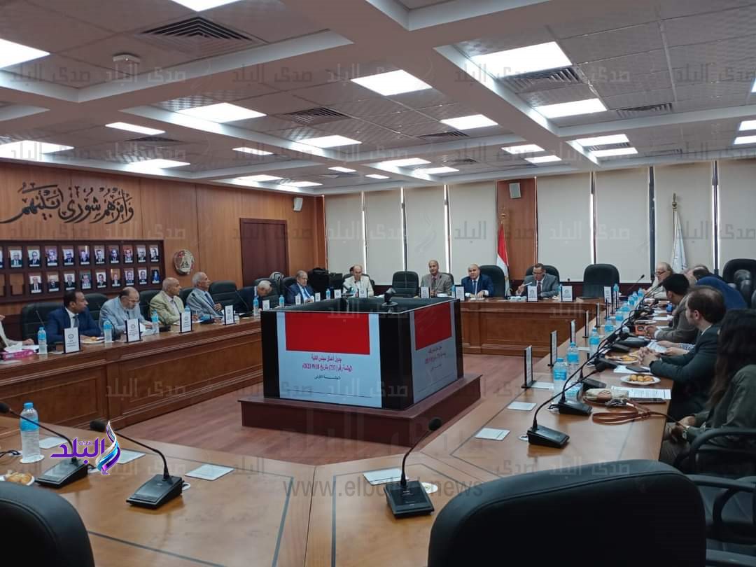 عقد مجلس كلية الحقوق جامعة عين شمس