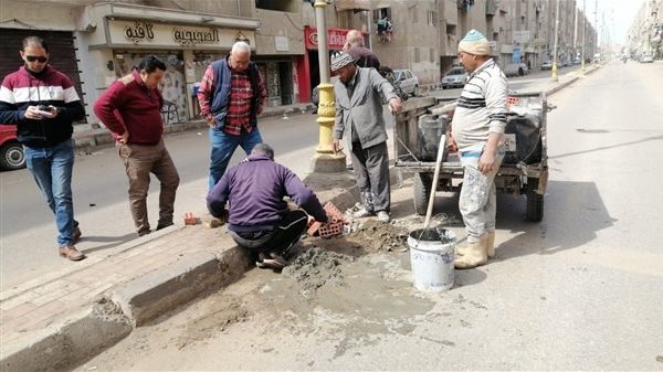 رفع مخلفات وأتربة من شوارع وميادين المنصورة