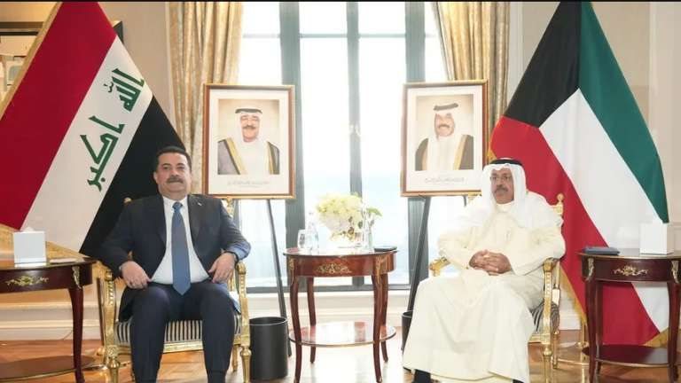 رئيس الوزراء الكويتي ونظيره العراقي 