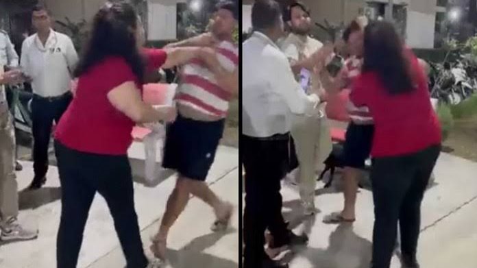 بالضرب والصفع.. هندية تعتدي على جارها بقوة لسبب غريب 