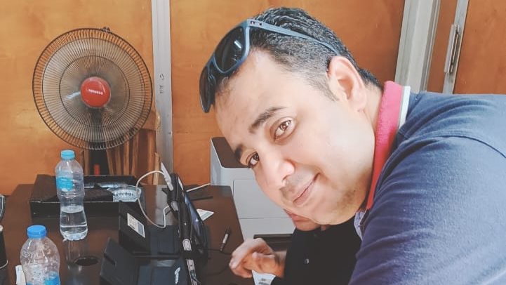  محمد ابو عين أمين شباب حزب المصريين الأحرار