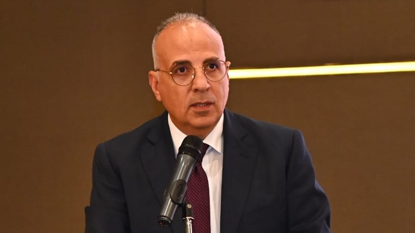وزير الري 