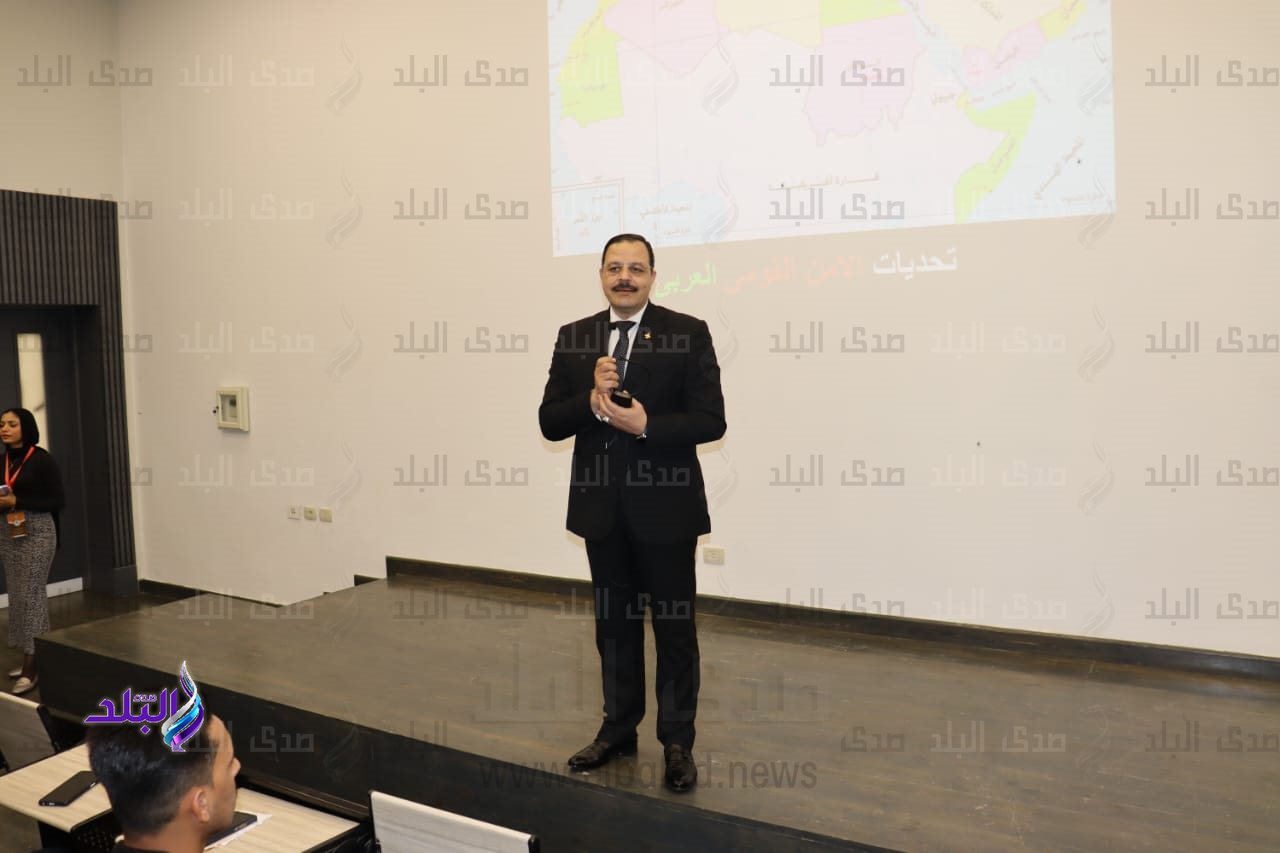 يستكمل معهد إعداد القادة فعاليات البرنامج التدريبى 