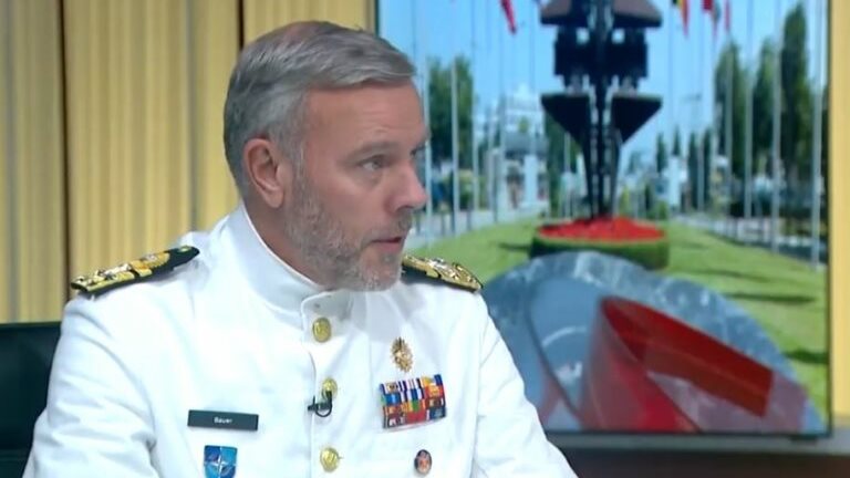 القائد العسكري لحلف شمال الأطلسي 