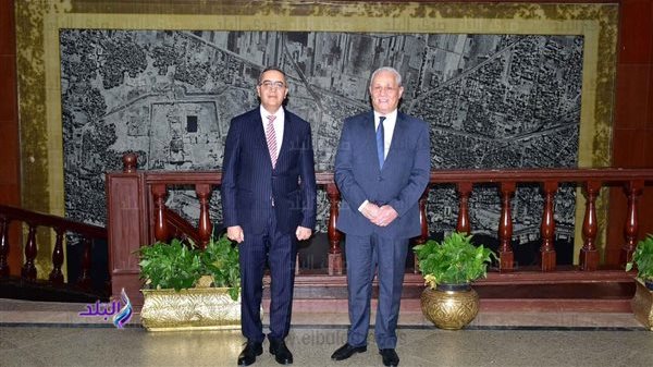 محافظ الأقصر يبحث مع سفير الهند