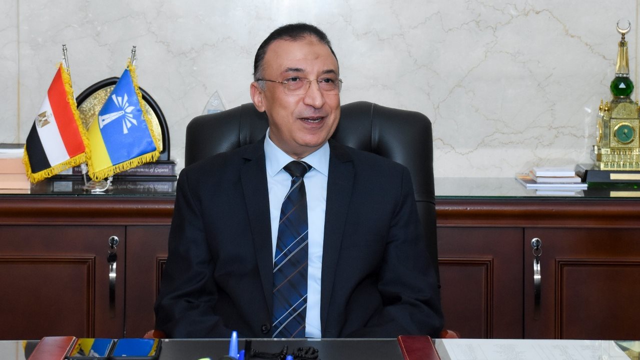 محافظ الإسكندرية اللواء محمد الشريف