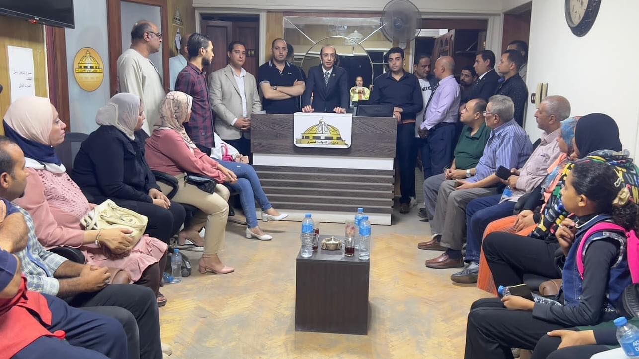 النائب محمد عبد العزيز النائب محمد عبد العزيز