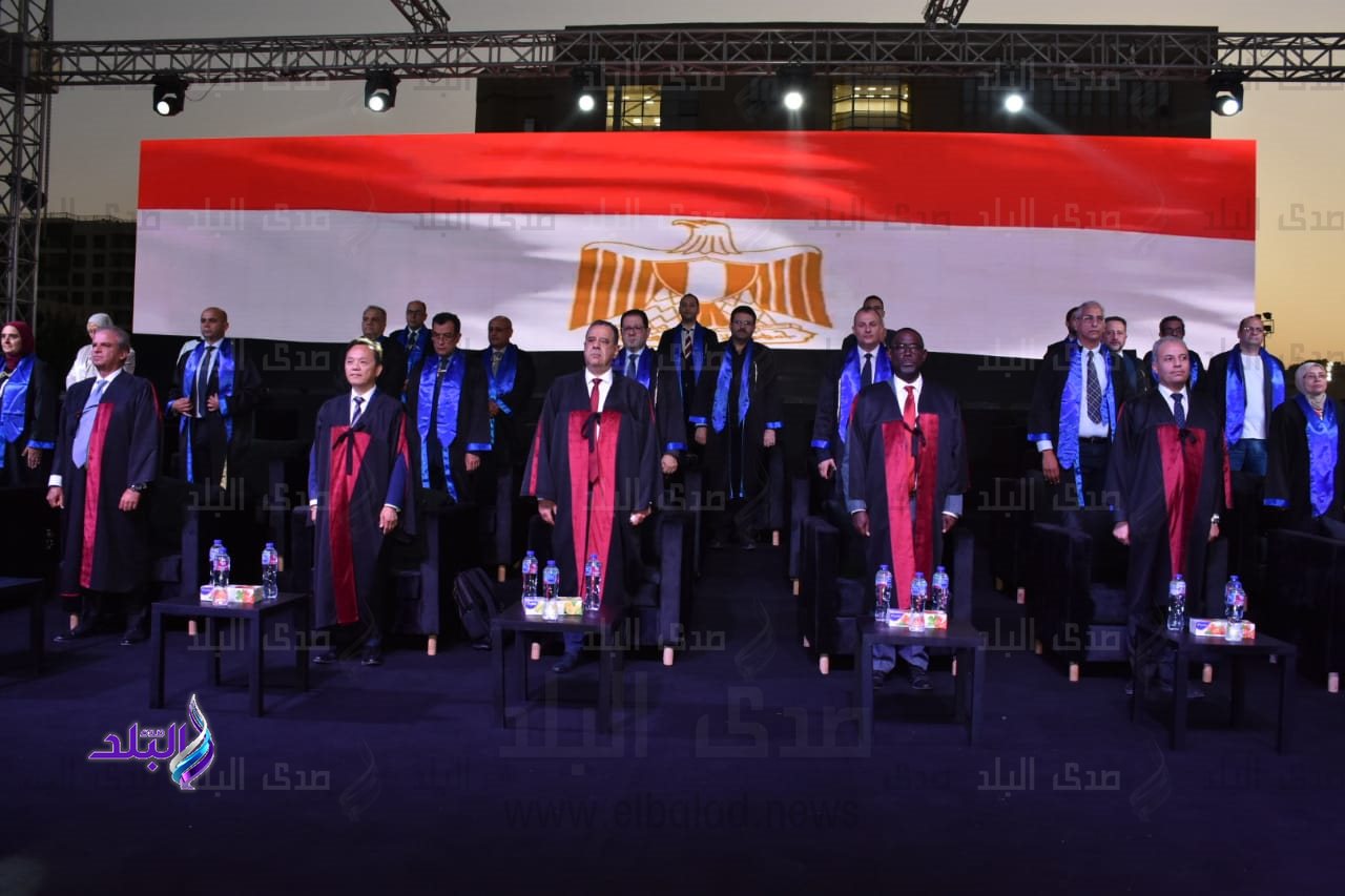 هندسة عين شمس تحتفل بتخرج الدفعة (٦٨)3