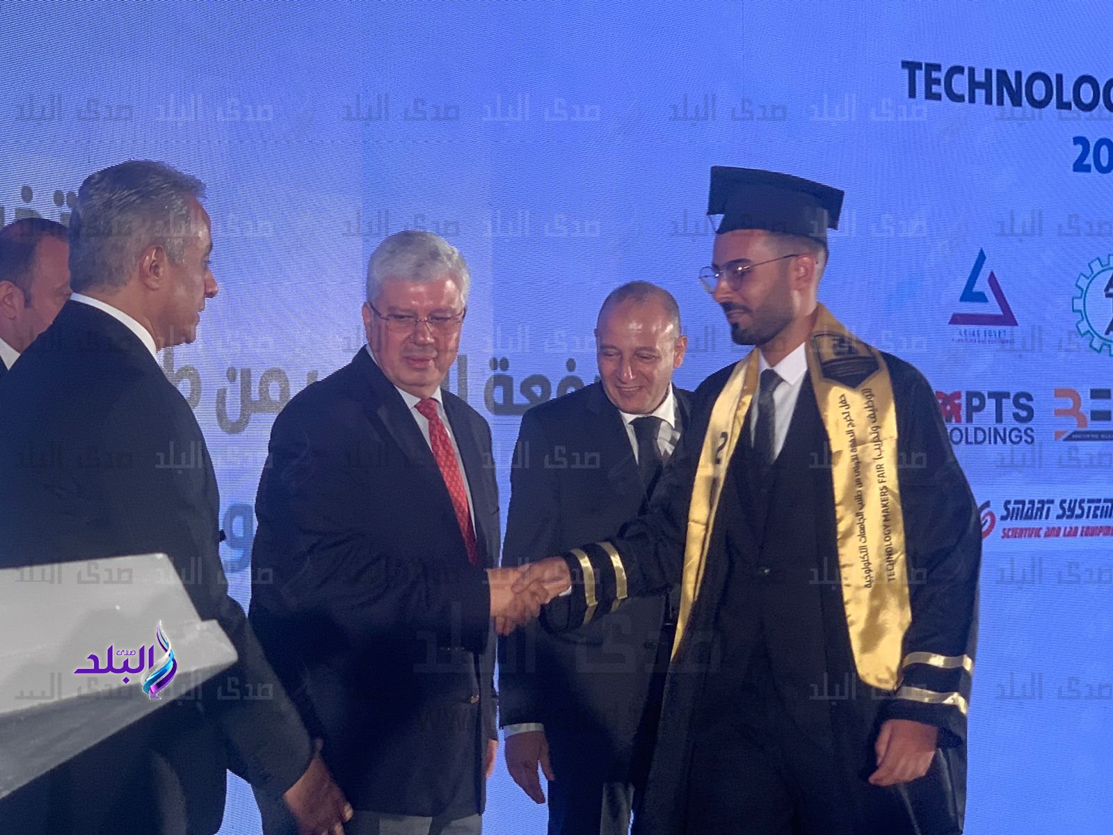 انطلاق حفل تخرج الدفعة الأولى من طلاب الجامعات التكنولوجية