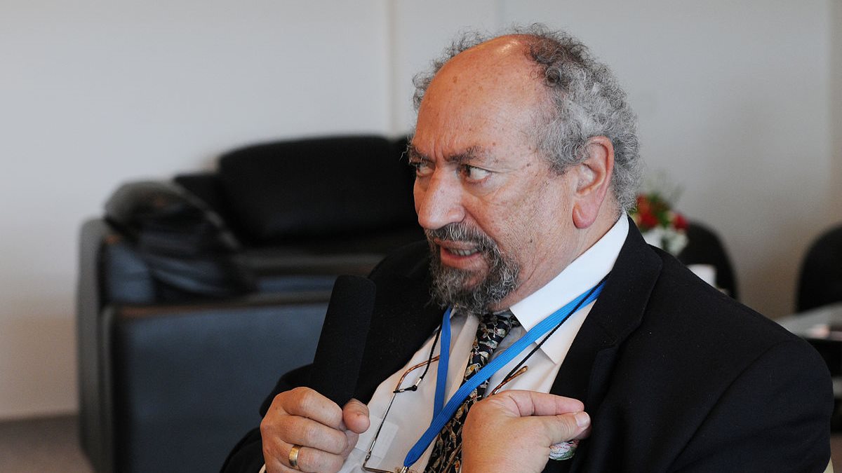سعد الدين الهلالي 