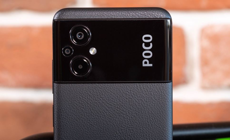 Poco M5