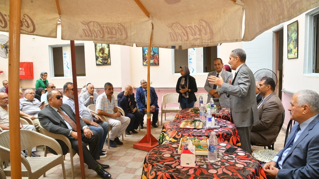 محافظ الغربية 