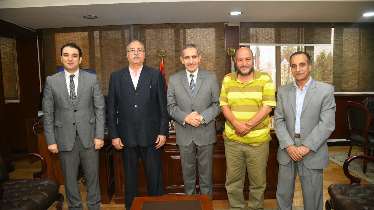 محافظ الغربية 