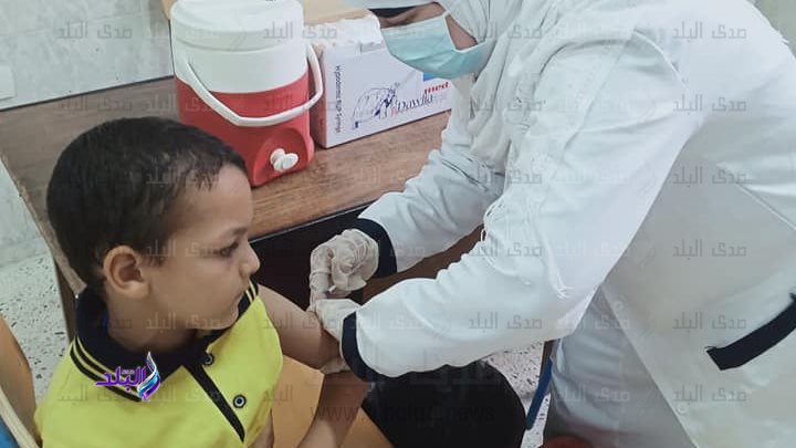 تطعيم طلاب المدارس