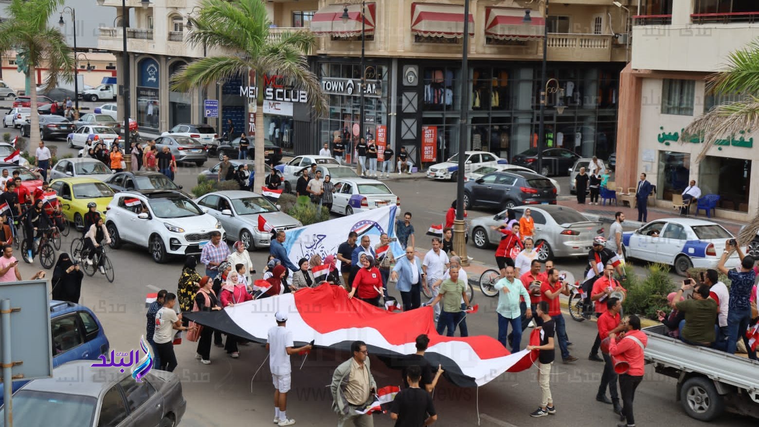 الشعب يريد السيسي رئيس" بورسعيد قالت كلمتها بمسبرة حاشدة 