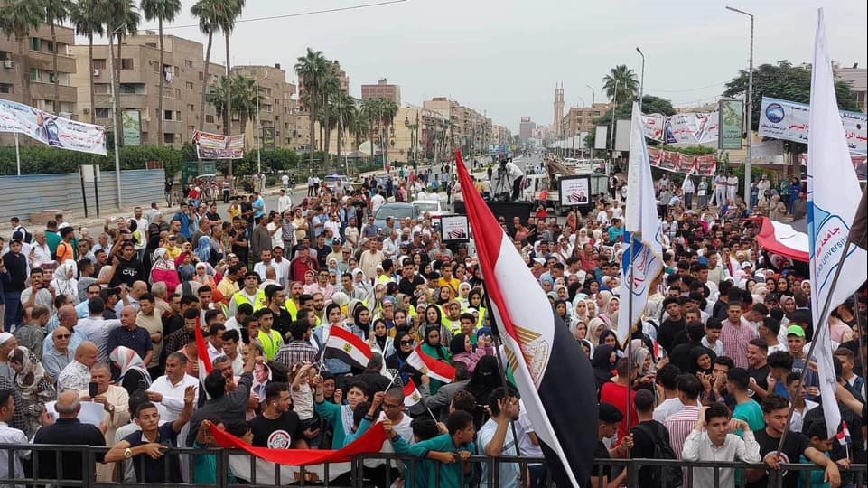 سيرات شعبية حاشدة لتأييد ترشح الرئيس السيسي 