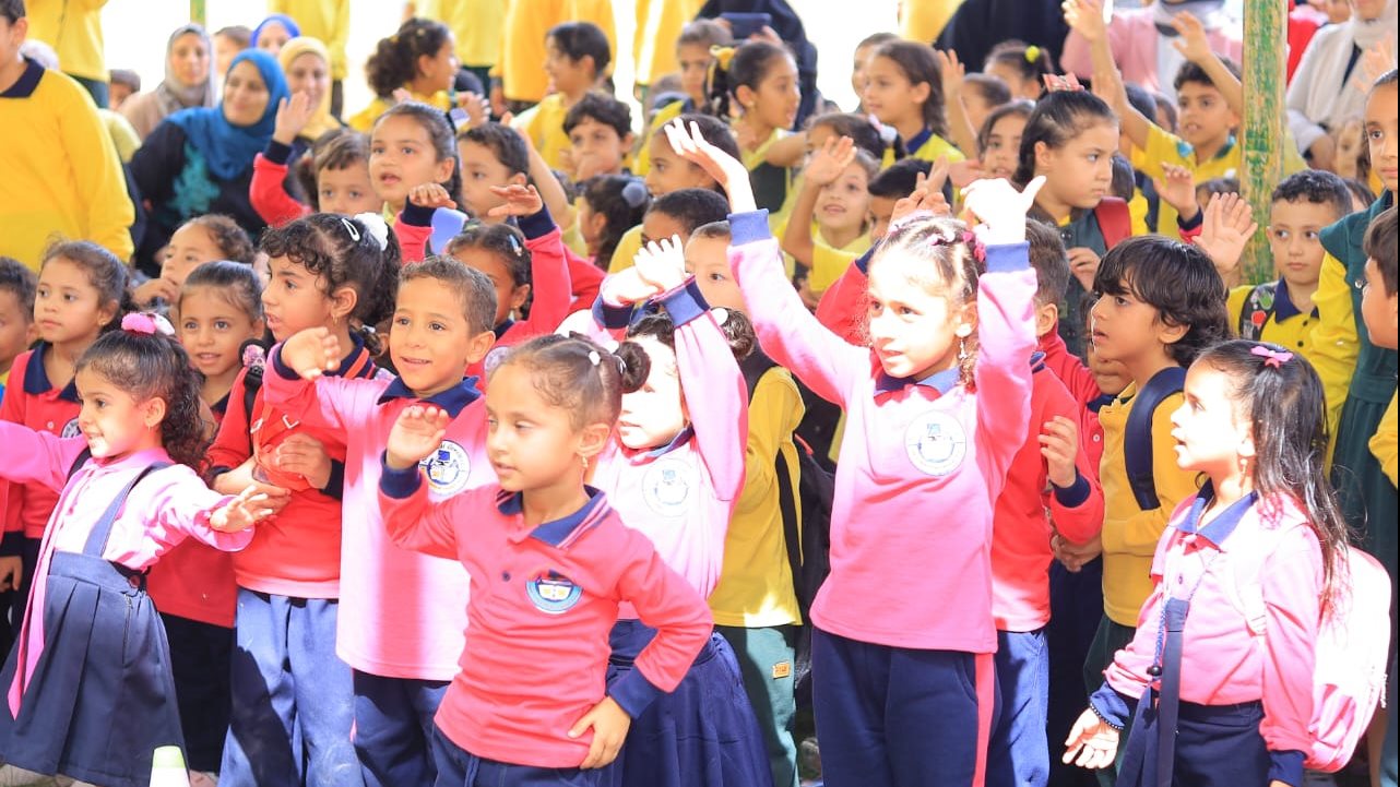 فرحة الأطفال ببئر العبد 
