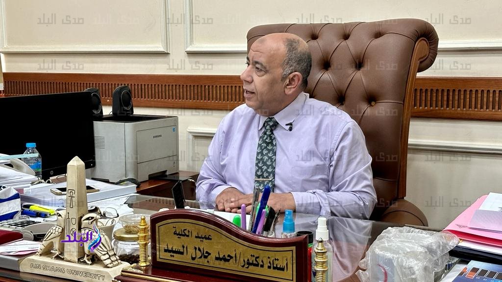 حوار فريق صدي البلد مع عميد جامعة عين شمس