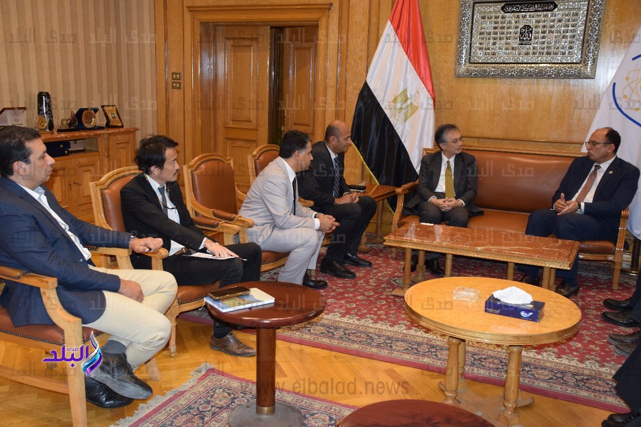 رئيس جامعة حلوان يستقبل سفير دولة اليابان3