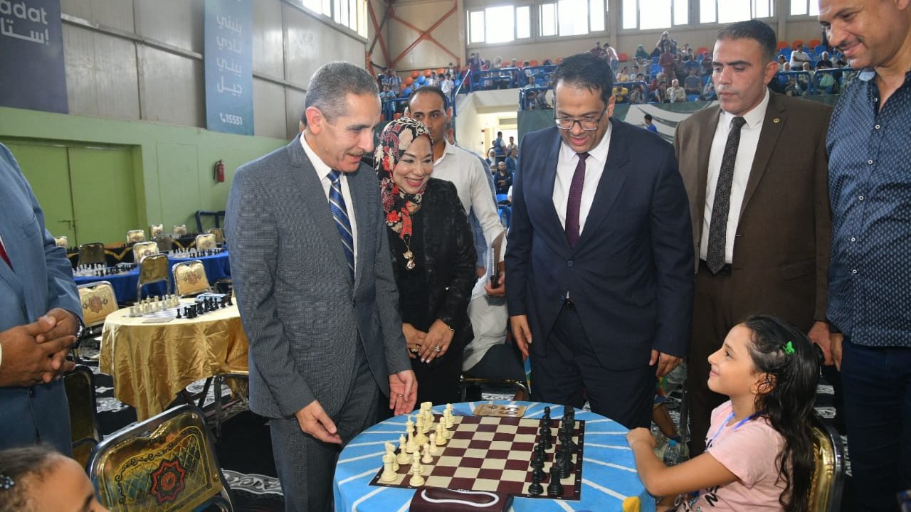 محافظ الغربية 