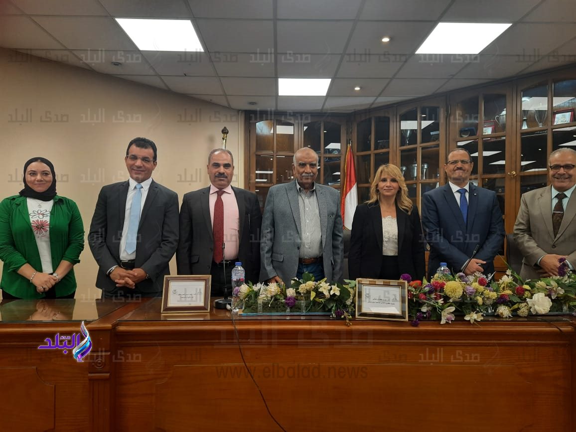 آداب عين شمس تحتفل بالذكرى الخمسين لنصر أكتوبر المجيد2