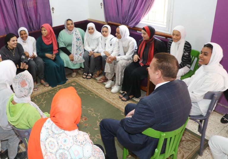 لقاء محافظ المنوفية 