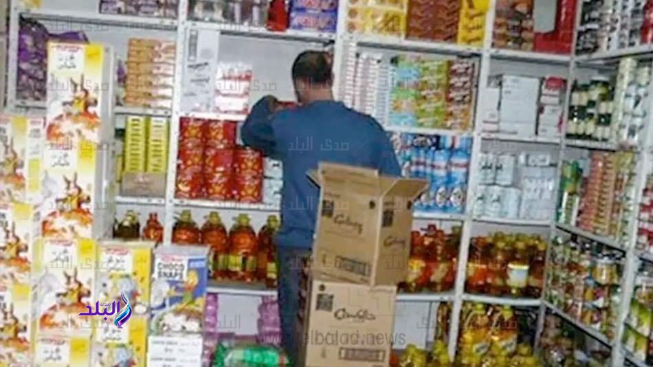 لتصرفة فى حصص تموينية مدعمه ضبط أحد البدالين فى بورسعيد 