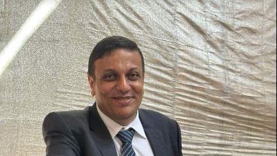 الدكتور محمد عثمان نقيب الاطباء 