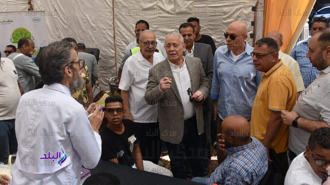 محافظ الاقصر يوجه شكره للتحالف الوطني على نجاح تنظيم حملة ا