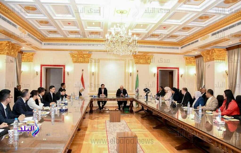 توقيع بروتوكول تعاون لإنشاء درجات علمية مزدوجة بين جامعة القاهرة ووزارة التعليم الصينية4