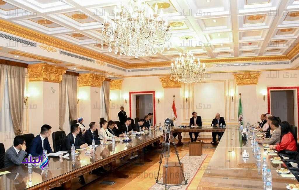 توقيع بروتوكول تعاون لإنشاء درجات علمية مزدوجة بين جامعة القاهرة ووزارة التعليم الصينية3