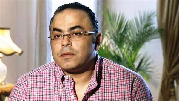الكاتب عمرو سمير عاطف 