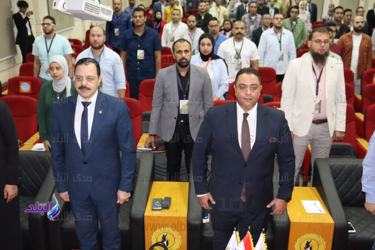 ملتقى إعداد القيادات الشابة بالجامعات والمعاهد المصرية