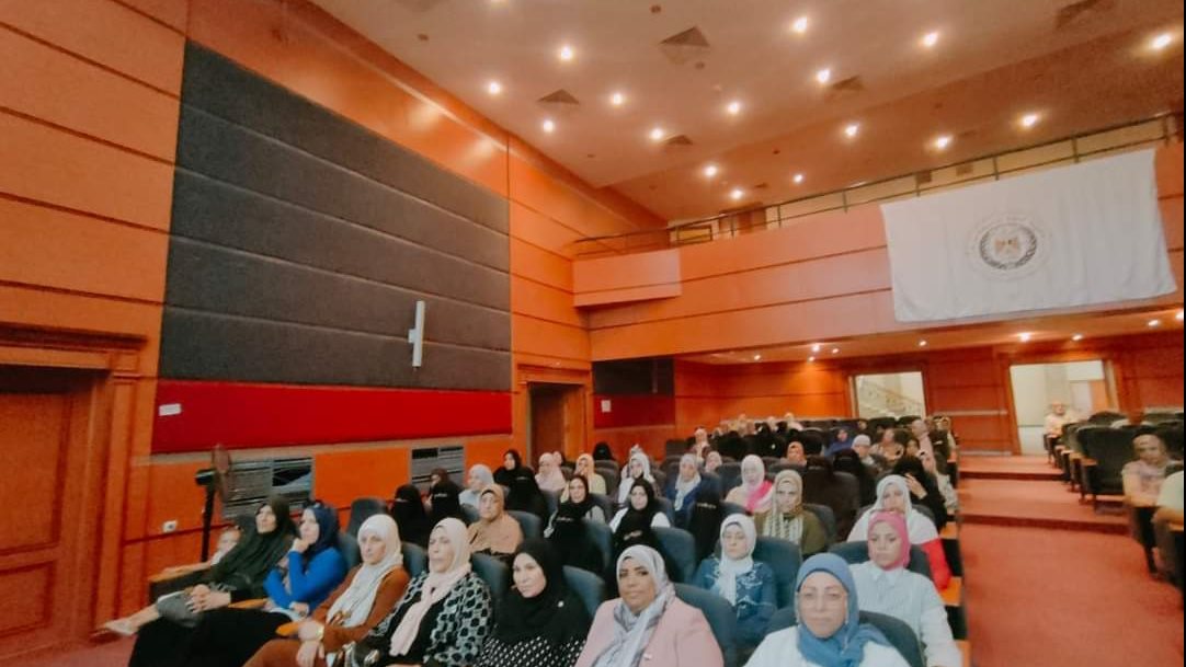 جانب من حضور ندوة إعلام العريش 