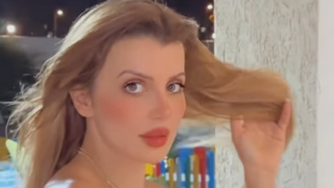 زوجة حمدى النقاز 