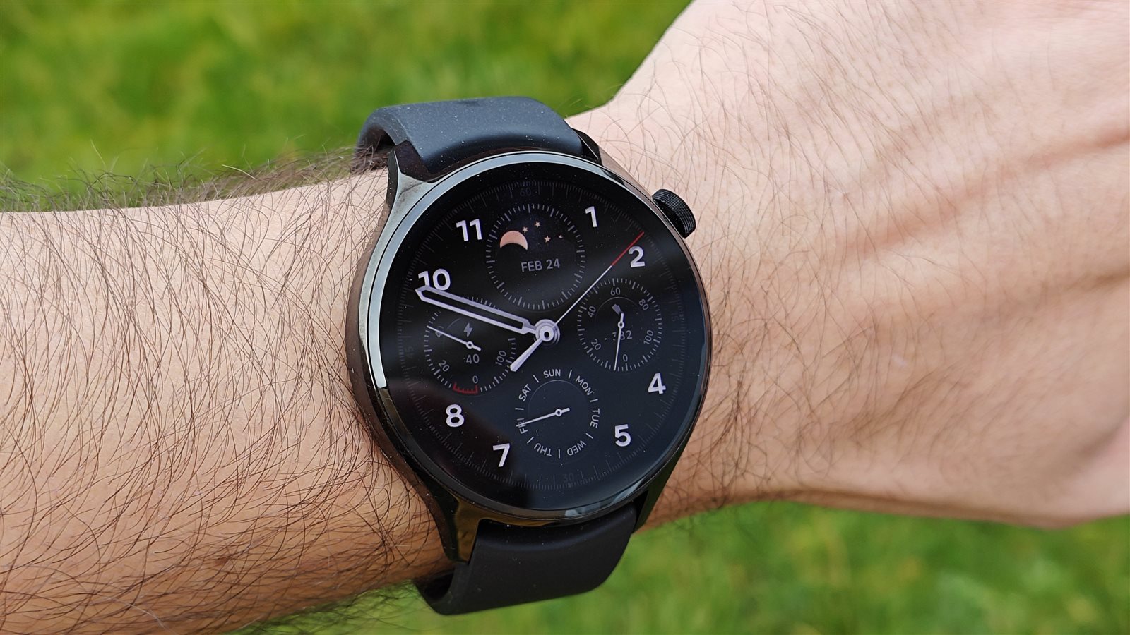 أرخص ساعة ذكية تعوضك عن Apple Watch