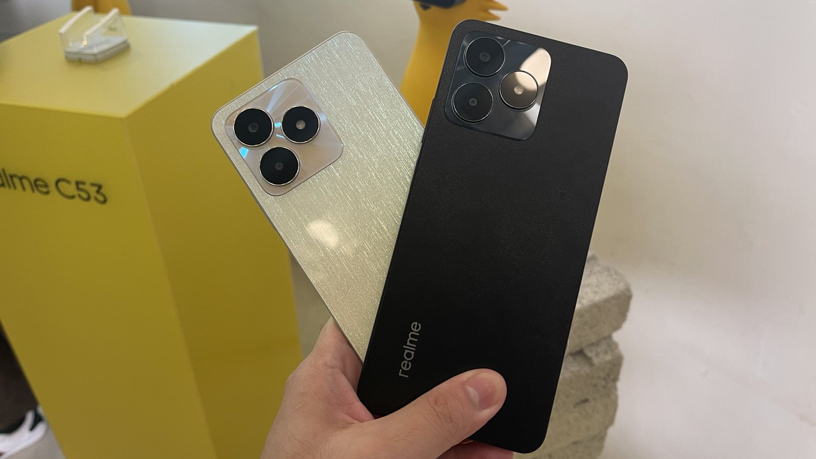 آيفون الغلابة..موبايل Realme C53 قادم إلى مصر 23 أكتوبر..بسع