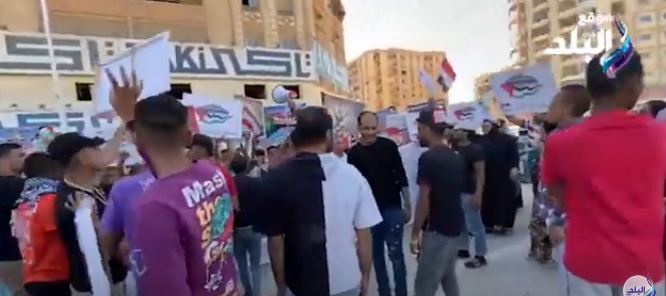 أمام متحف الحضارة